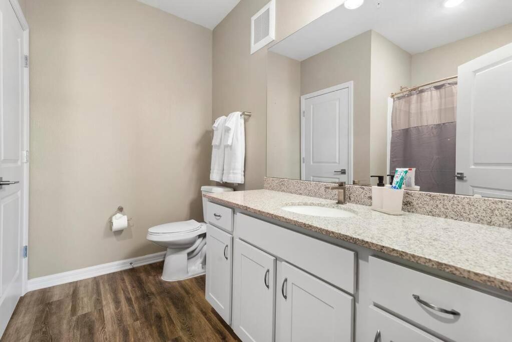 Elegant 2 Bedroom/2 Bath Condo With All Amenities Melbourne Exterior foto