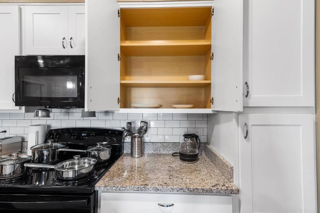 Elegant 2 Bedroom/2 Bath Condo With All Amenities Melbourne Exterior foto